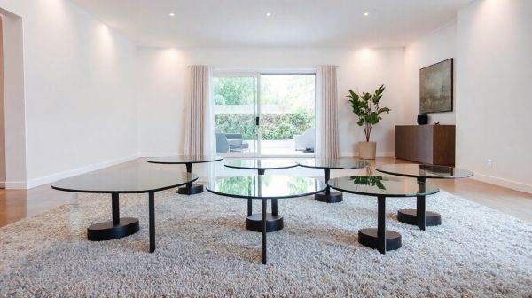 8 tables basses en verre pour perfectionner votre espace détente